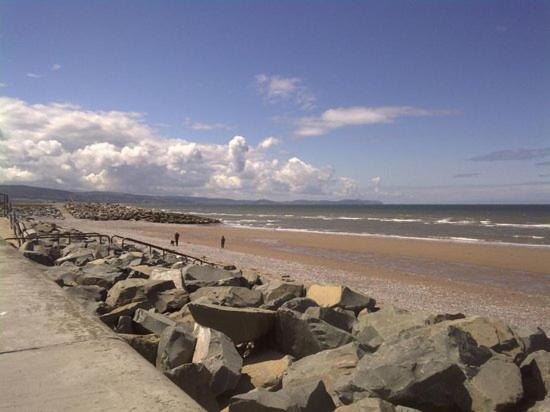 Caravan Hire Golden Sands Sea Front Kinmel Bay Exterior photo