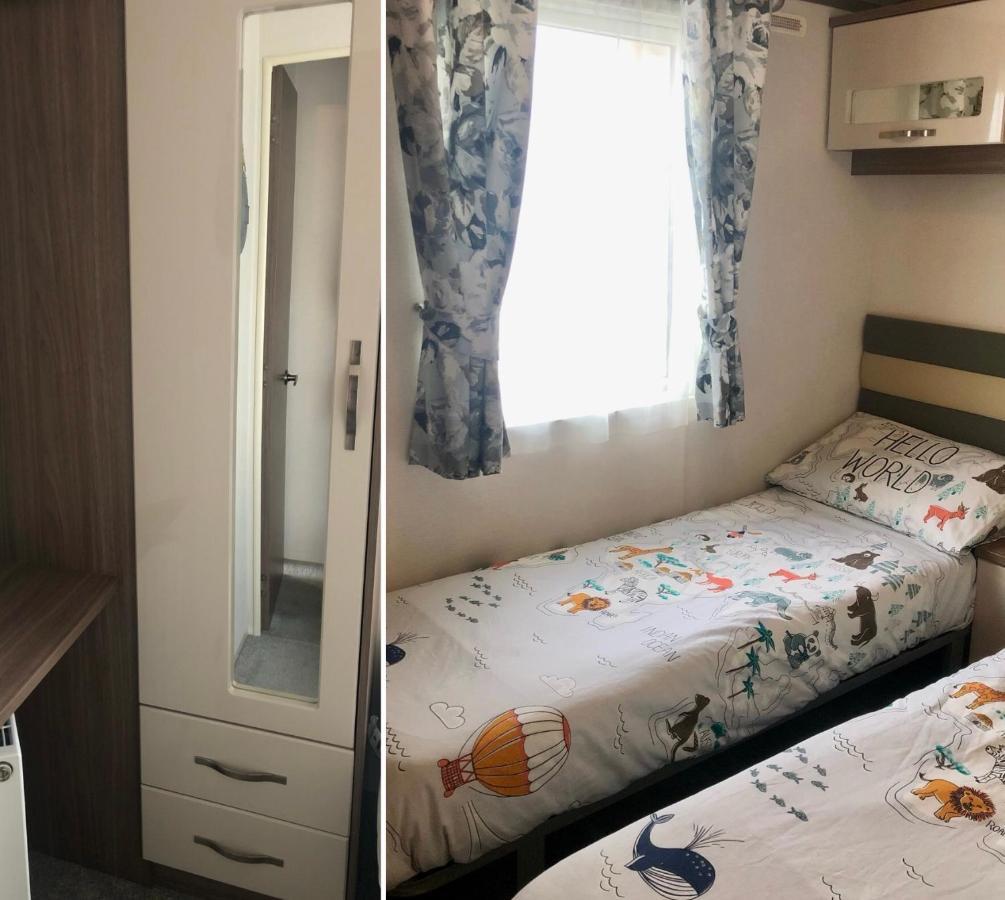 Caravan Hire Golden Sands Sea Front Kinmel Bay Exterior photo